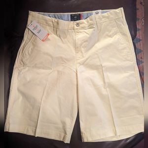 NEW - Dockers Yellow Ultimate Short Supreme flex